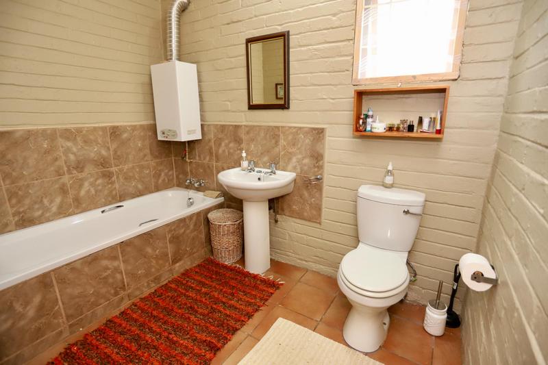 4 Bedroom Property for Sale in Fouriesburg Free State